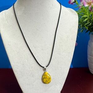 Elegant Yellow Teardrop Pendant Necklace